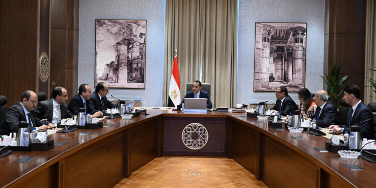 وزير قطاع الأعمال: 4 مليارات جنيه مبيعات متوقعة بالمرحلة الأولى لـ"هليوبوليس الجديدة"