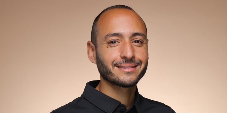 علي مختار، العضو المنتدب لشركة “بلتون فنشرز”