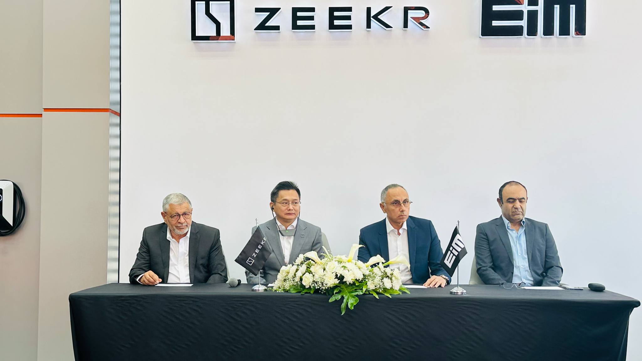 «المصرية العالمية» تفتتح مركزًا لصيانة سيارات «زيكر» الكهربائية في مصر