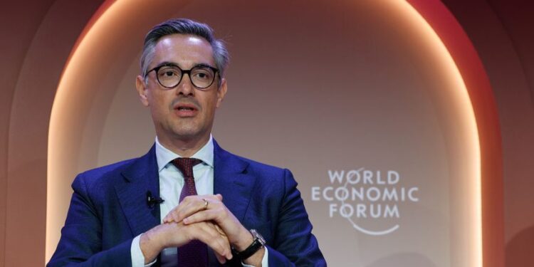 الرئيس التنفيذي لشركة "فالي" غوستافو بيمنتا