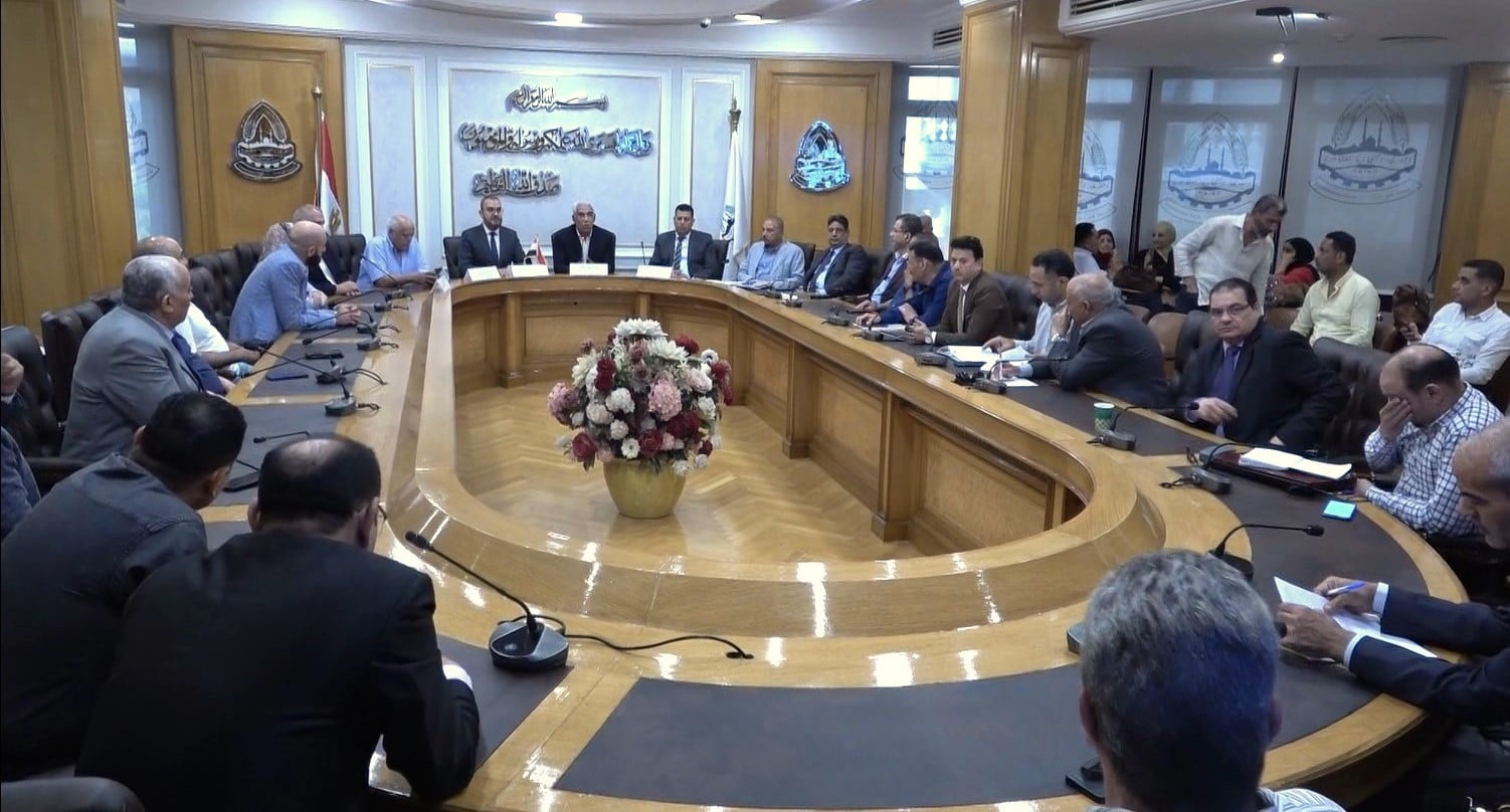 «الضرائب» تستعرض التيسيرات الجديدة أمام «تجارية القاهرة»