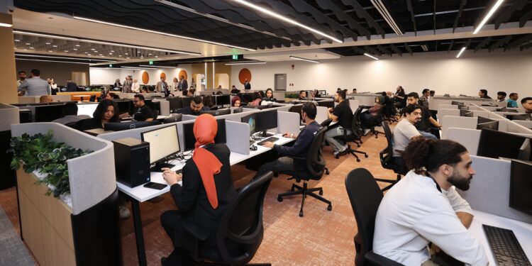 "VXI للتعهيد" تخطط لرفع استثماراتها في مصر إلى 135 مليون دولار بنهاية 2028