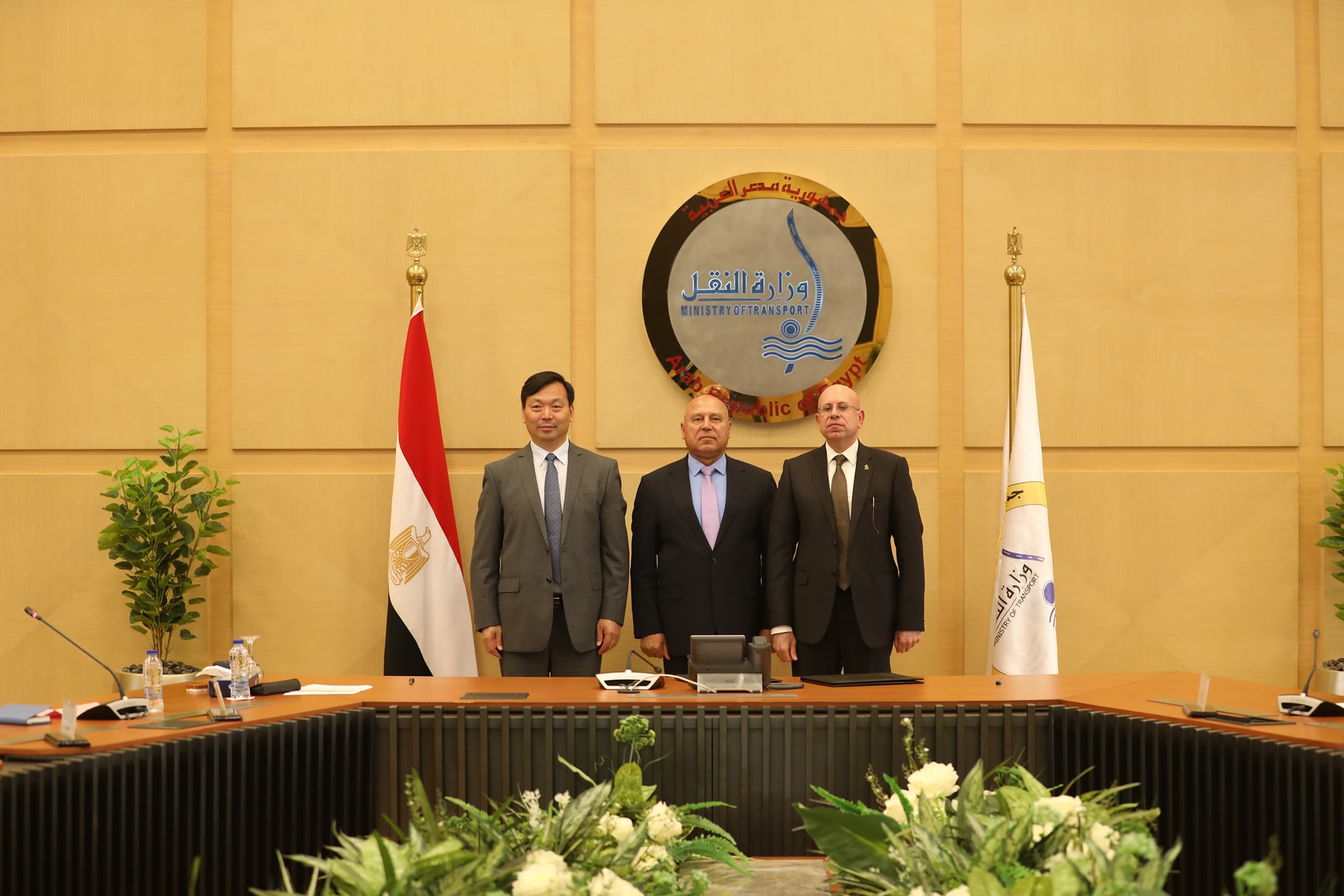 مصر تتعاقد مع ترسانة هانتونج الصينية لبناء سفينتين جديدتين للصب الجاف