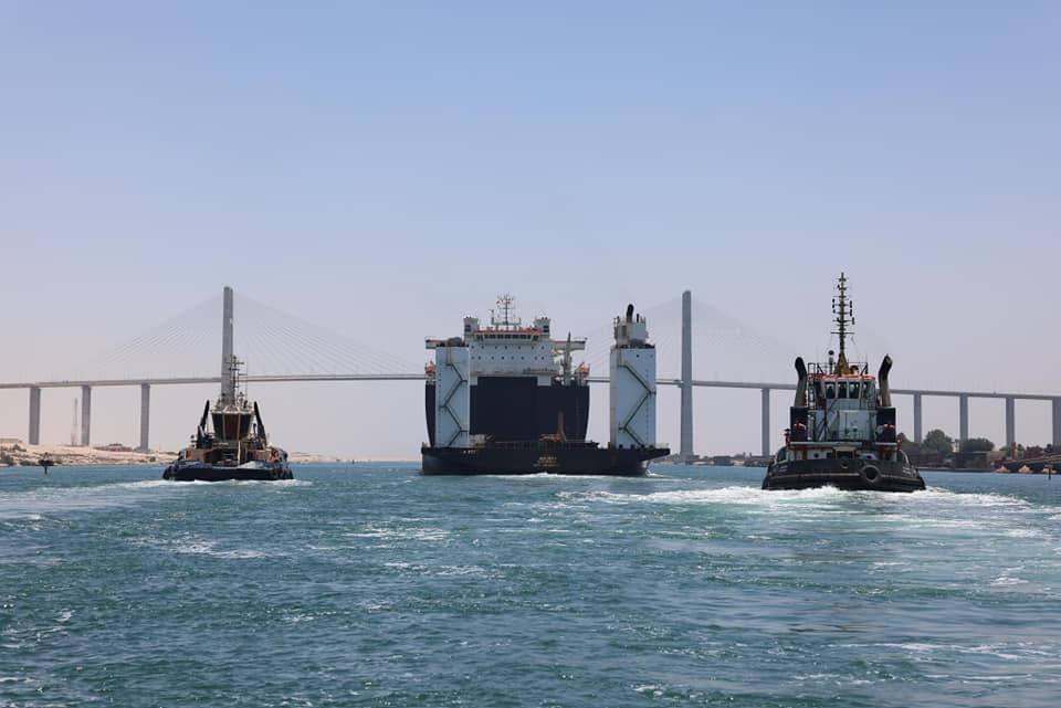 قناة السويس