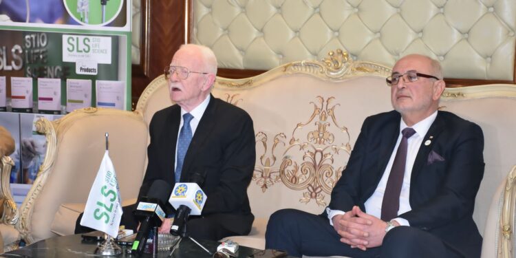 عمرو عبد الرازق، رئيس مجلس إدارة شركتَي "وادي النيل إشتيو" و"SLS Egypt" للصناعات الدوائية