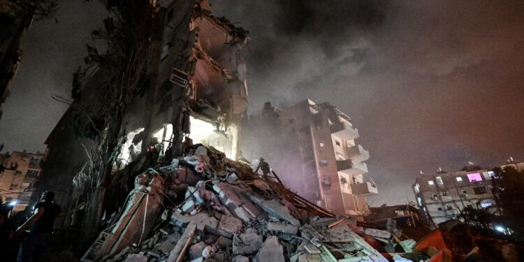 تقديرات إسرائيلية: 3 مليارات دولار خسائر في المباني بفعل القصف الإيراني