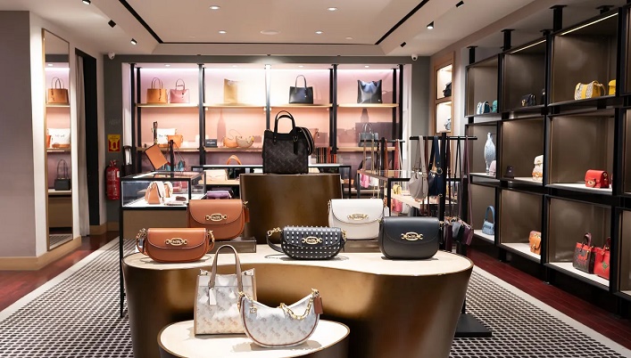 السلع الفاخرة