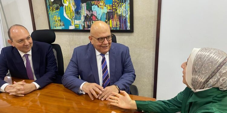 قيادات إن آى كابيتال في حوار مع البورصة