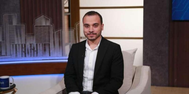 محمد أسامة، المؤسس والرئيس التنفيذي لمنصة أخضر للتعليم المصغر
