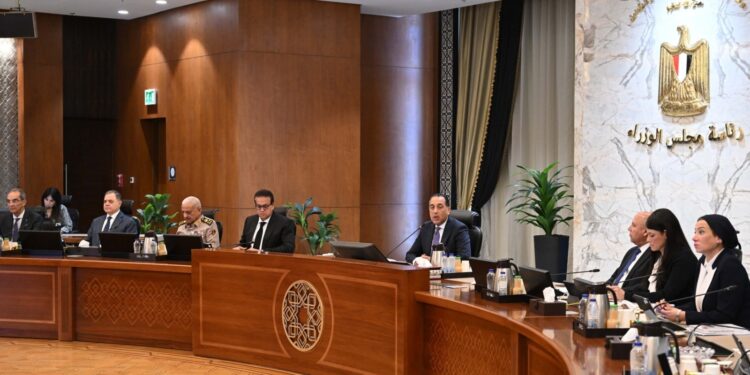 رئيس الوزراء: وضع تصور لمستأجري "القانون القديم" يتضمن عدة بدائل