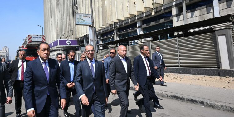 عمرو طلعت يكشف مستجدات عودة خدمات الاتصالات المتأثرة بحريق سنترال رمسيس
