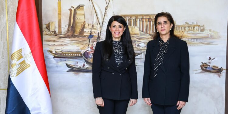 مصر تبحث مع منظمة الصحة العالمية تعزيز التعاون المشترك