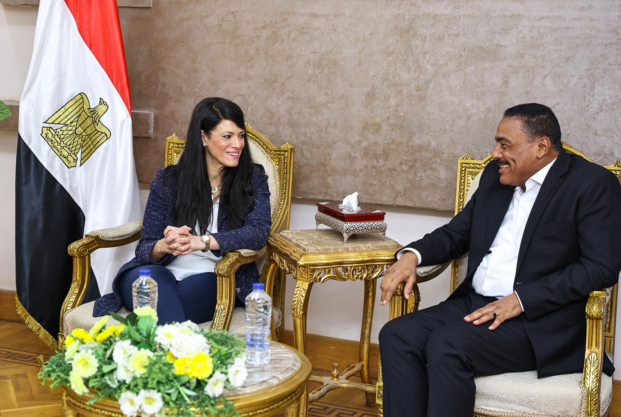 لقاء رانيا المشاط، وزيرة التخطيط والتعاون الدولي، مع خالد شعيب، محافظ مطروح