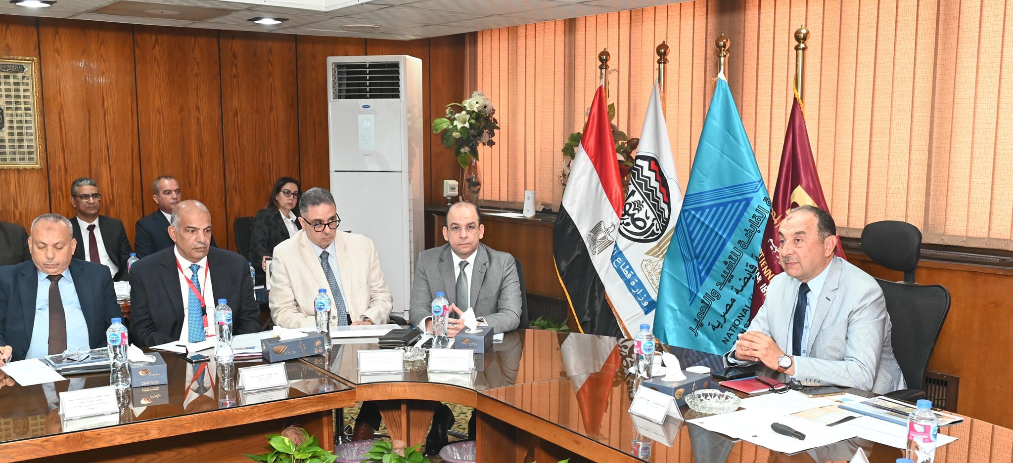 وزير قطاع الأعمال يتابع الموقف التنفيذي لمشروعات الشركات التابعة لـ"القابضة للتشييد"