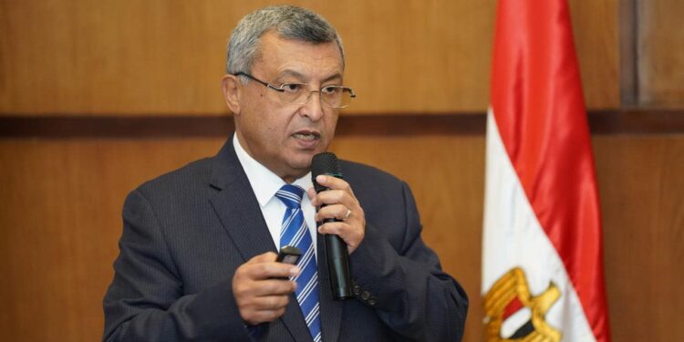 المهندس أسامة كمال، وزير البترول الأسبق