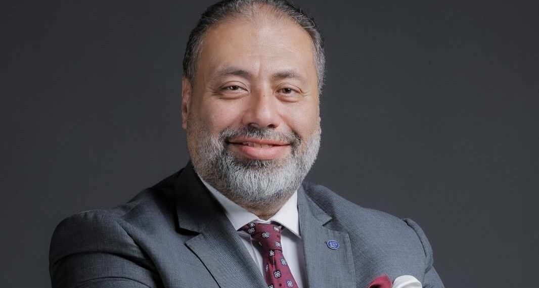 أحمد خليفة العضو المنتدب لثروة للتأمين
