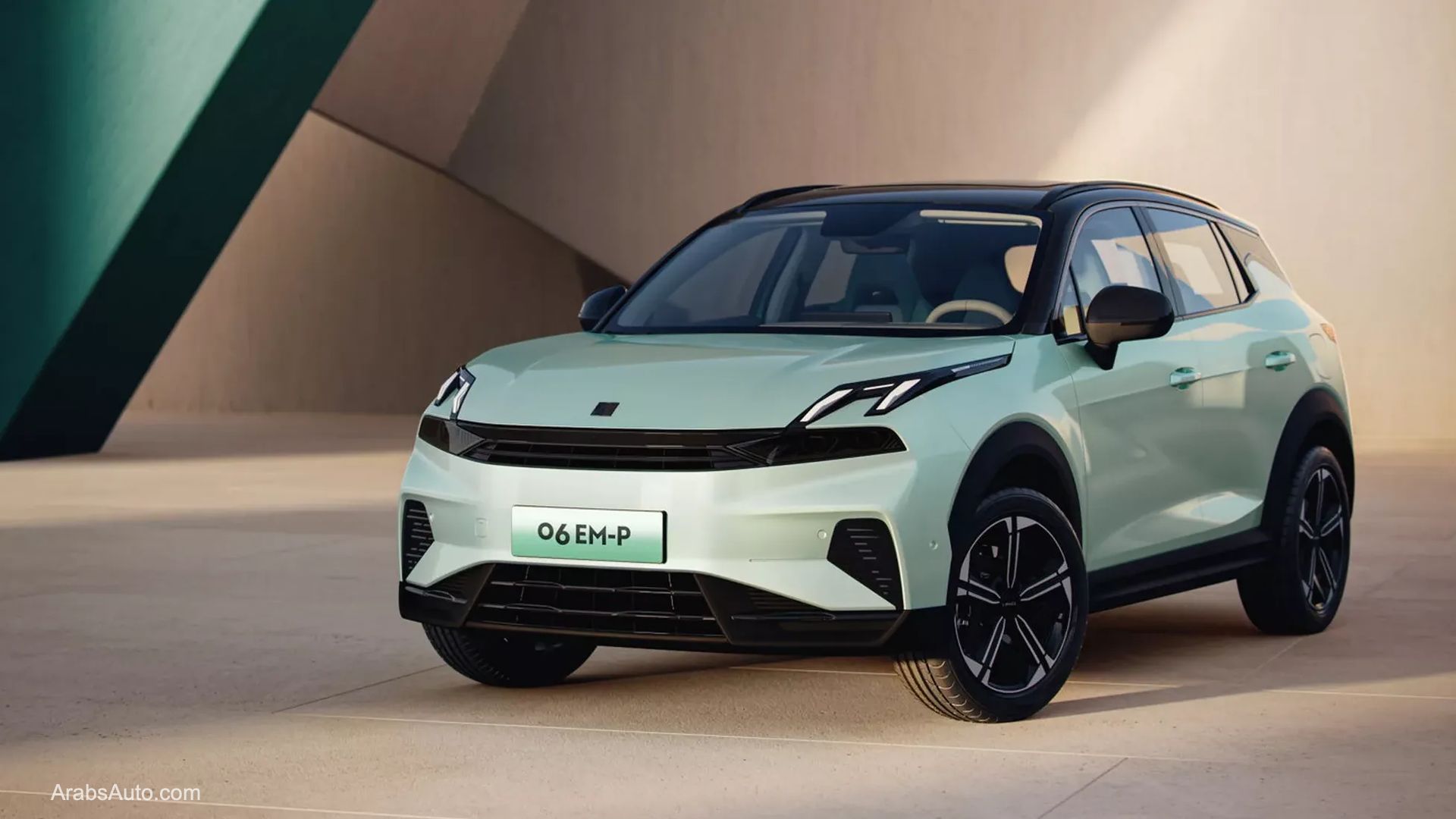 150 ألف جنيه تخفيضًا فى أسعار سيارات «لينك آند كو 06» الكهربائية