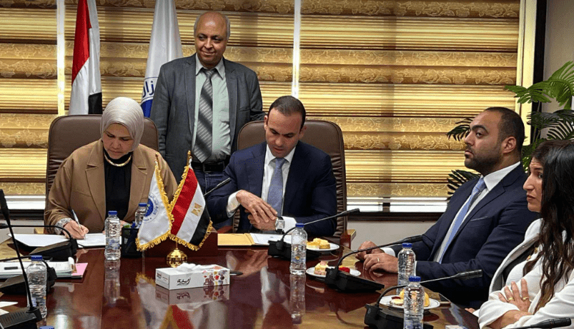 "الضرائب" توقع بروتوكول تعاون مع الجمعية المصرية لشباب الأعمال