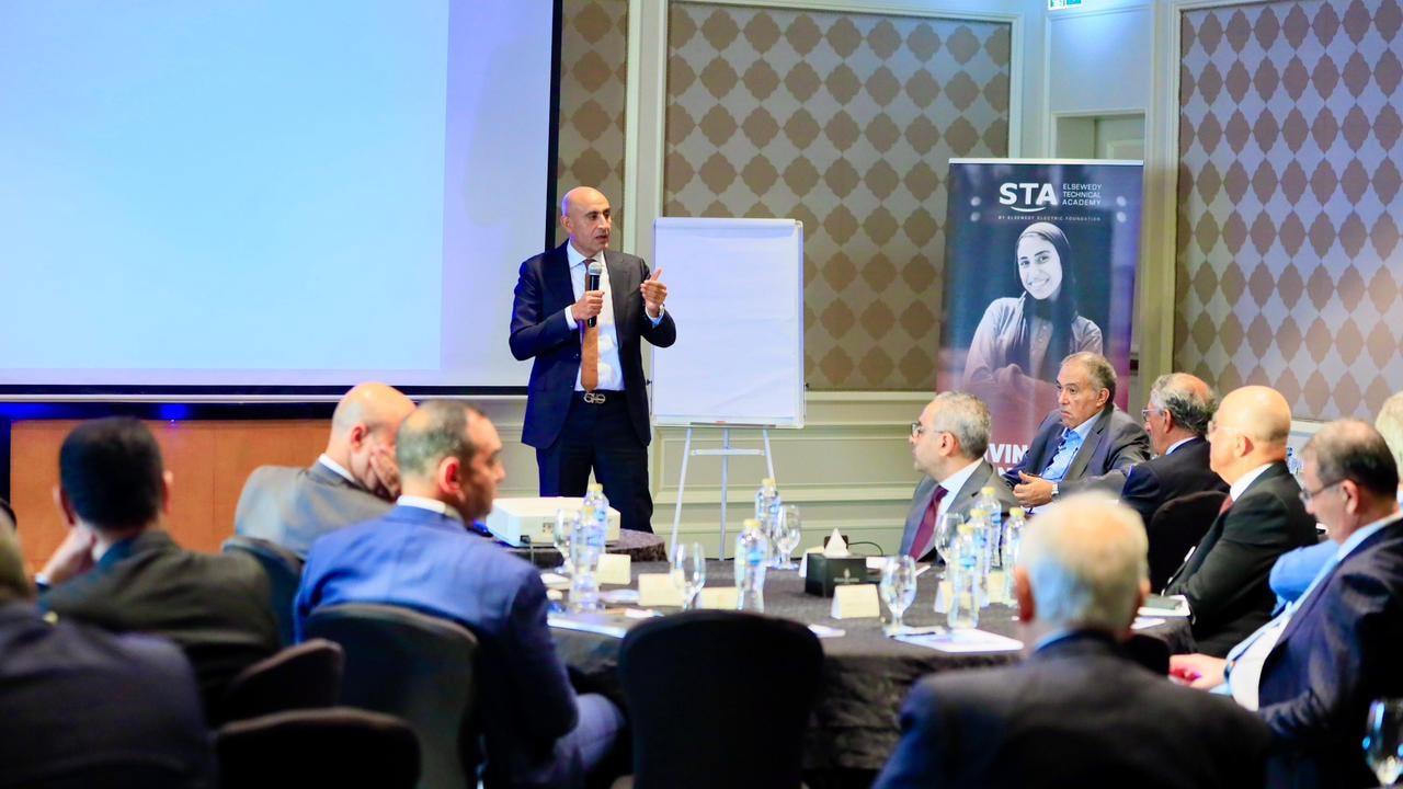 “السويدى إليكتريك” تنظم ورشة عمل بمشاركة وزيرى الصناعة والزراعة