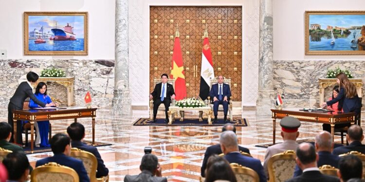 مصر وفيتنام توقّعان مذكرة تفاهم لتعزيز التنمية الاقتصادية
