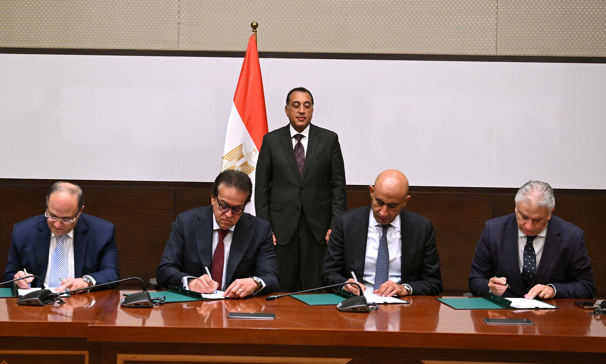 توقيع بروتوكول تعاون لإنشاء وتطوير 5 مدارس تكنولوجيا تطبيقية مُتخصصة في الأدوية