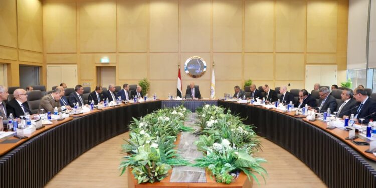 "النقل" تستهدف زيادة أسطولها التجاري إلى 30 سفينة بحلول 2030