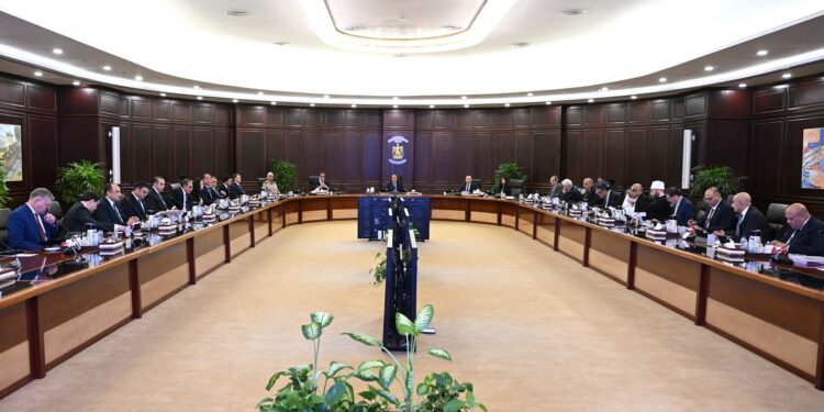 مجلس الوزراء يوافق على إجراءات حصول مُستأجري "الإيجار القديم" على وحدات سكنية