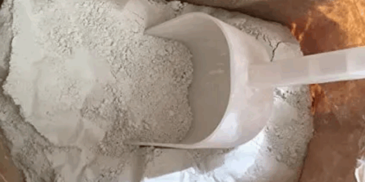 الأسمنت الأبيض