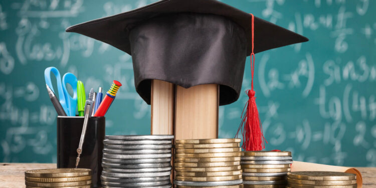 قروض التعليم