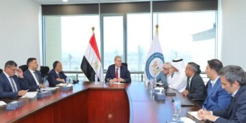 البترول تعاون مع شركات عالمية لإنشاء قاعدة بيانات جيولوجية تغطي أراضي مصر