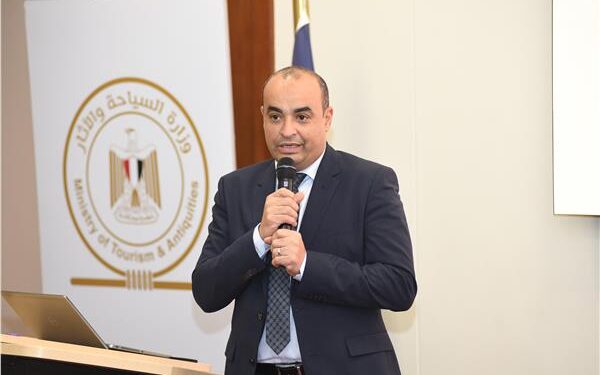 الدكتور محمد إسماعيل، الأمين العام للمجلس الأعلى للآثار