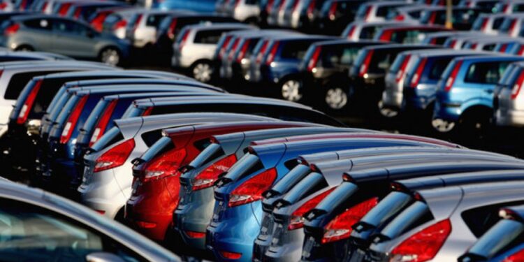 مبيعات السيارات