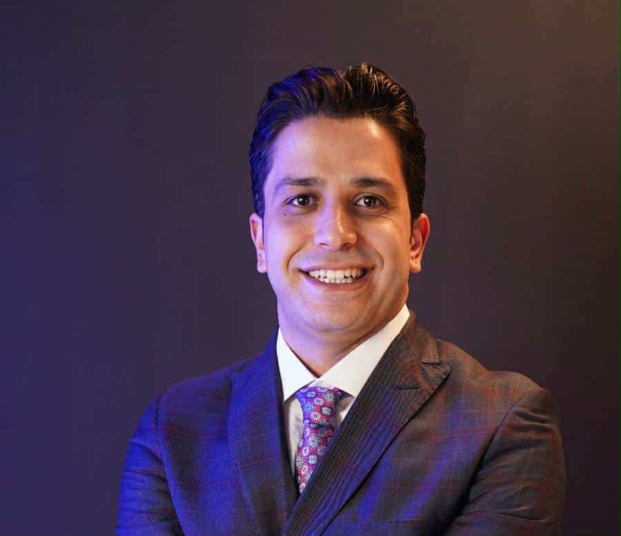 مؤمن سليم، المستشار القانوني والباحث الاقتصادي