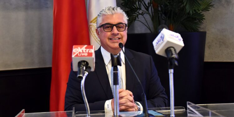 "اقتصادية القناة" تجذب استثمارات تتجاوز 10 مليارات دولار خلال 38 شهرًا