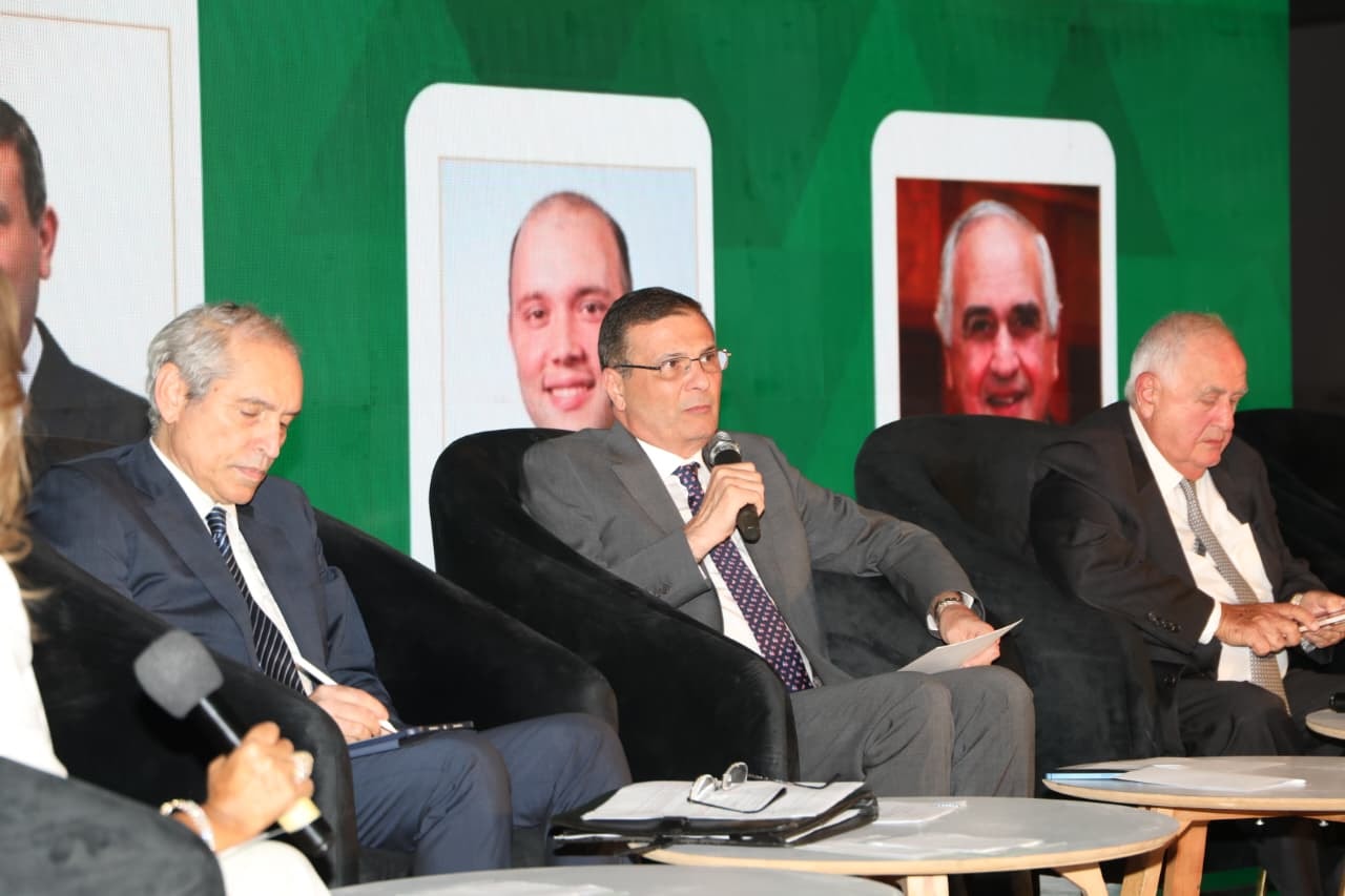 وزير الزراعة يؤكد أهمية توفير حوافز للمستثمرين في قطاع التصنيع الزراعي