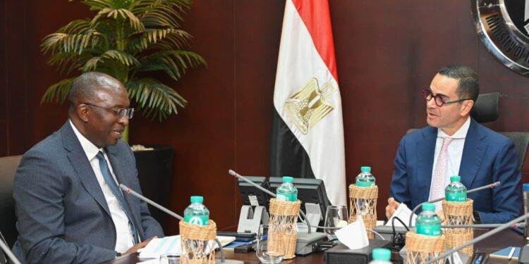 وزير الاستثمار يبحث مع "البنك الدولي" و"التمويل الدولية" برامج ومشروعات التعاون