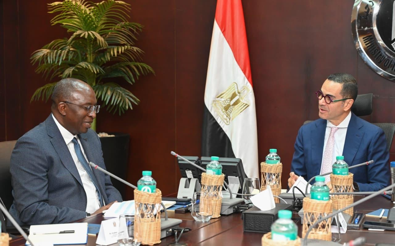 وزير الاستثمار يبحث مع "البنك الدولي" و"التمويل الدولية" برامج ومشروعات التعاون