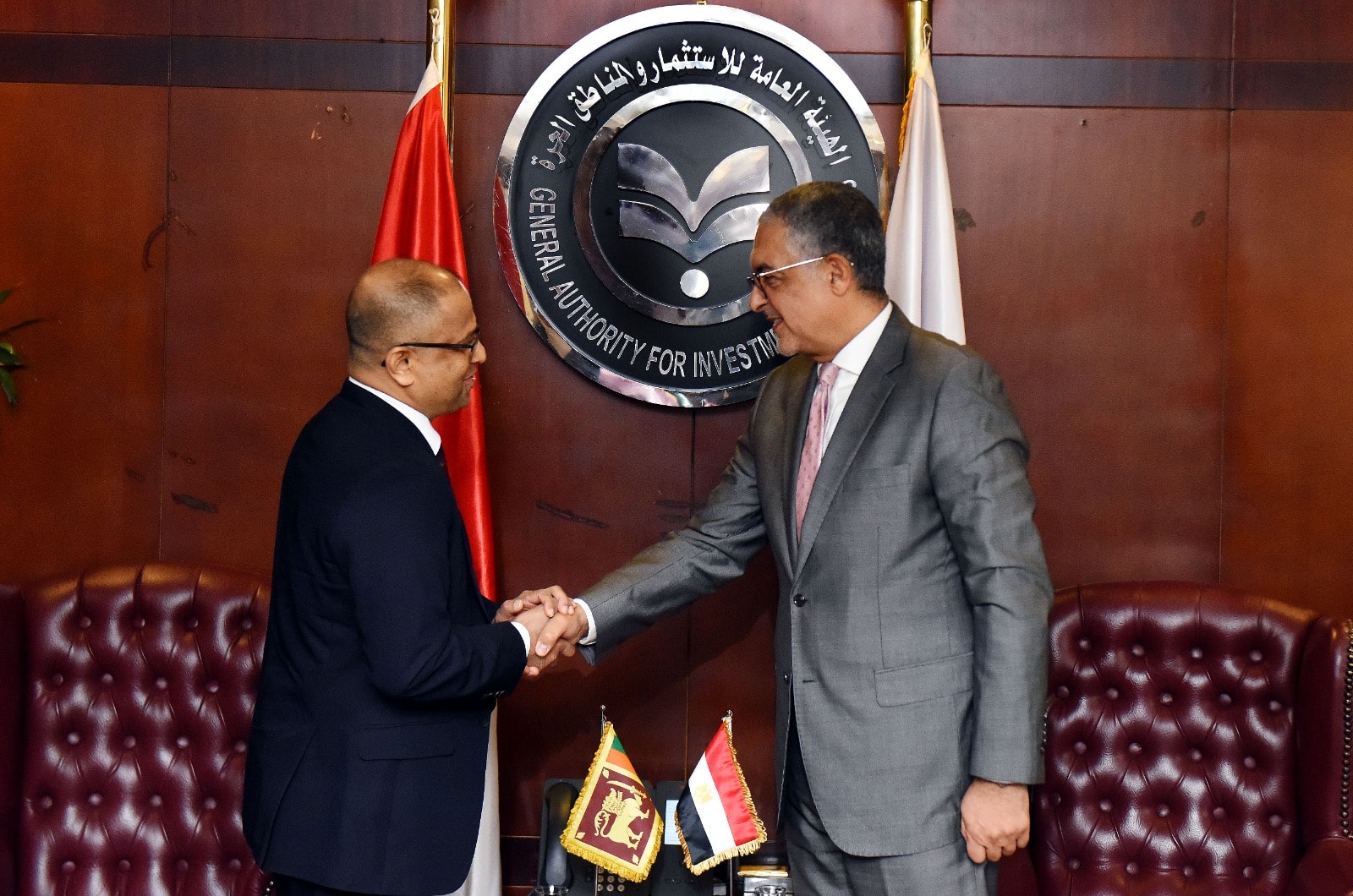 سريلانكا تتطلع لزيادة استثماراتها في قطاع الغزل والنسيج المصري