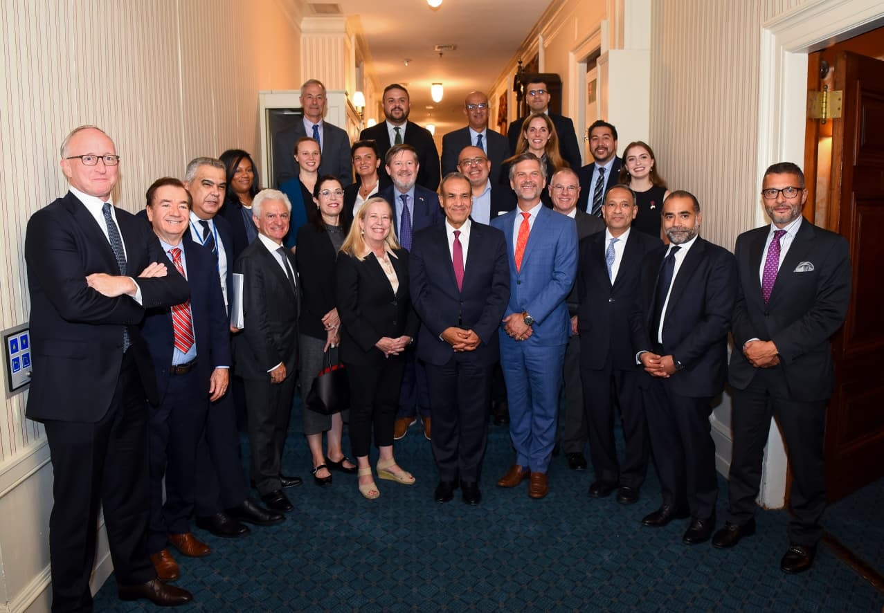 وزير الخارجية يدعو الشركات الأمريكية إلى توسيع استثماراتها في مصر