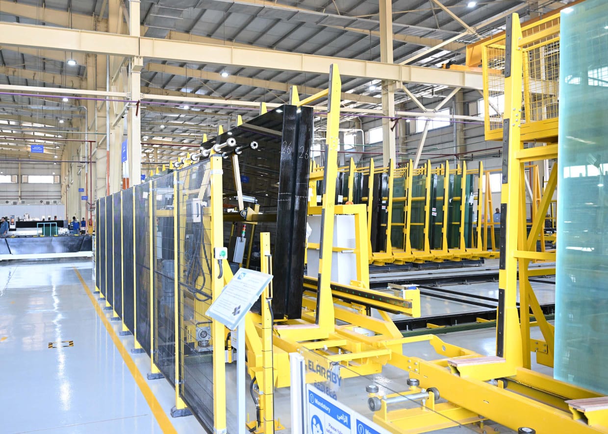 بالشراكة مع "تويواتشي".. 25 مليون دولار استثمارات مصنع "العربي" للزجاج الهندسي