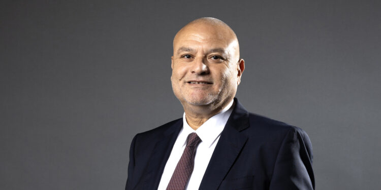 ضياء الدين فرج رئيس مجلس إدارة شركة هوم تاون