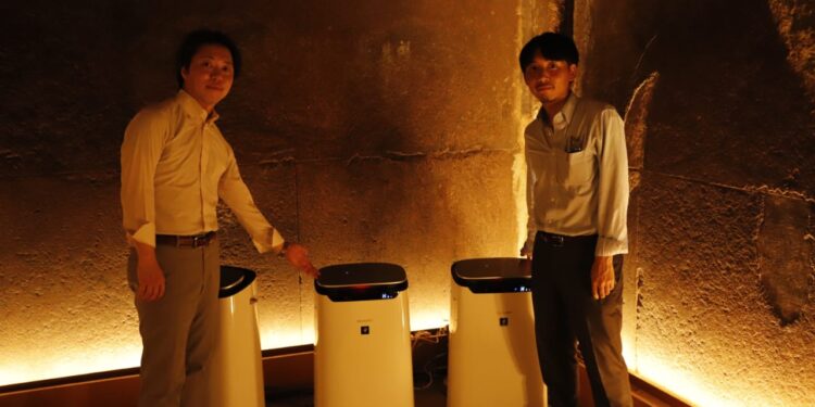 أجهزة تنقية الهواء بتقنية البلازما كلاستر داخل هرم الملك خوفو