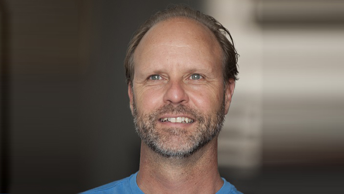 جاستن فوكس، كاتب مقالات رأي لدى بلومبرج