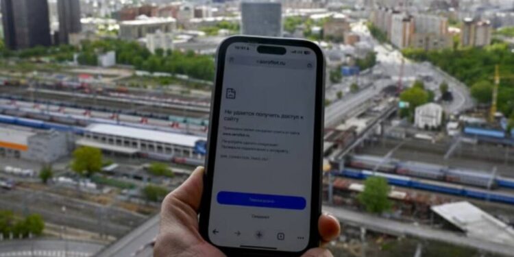 روسيا توقف خدمات الإنترنت بعد سقوط طائرات أوكرانية