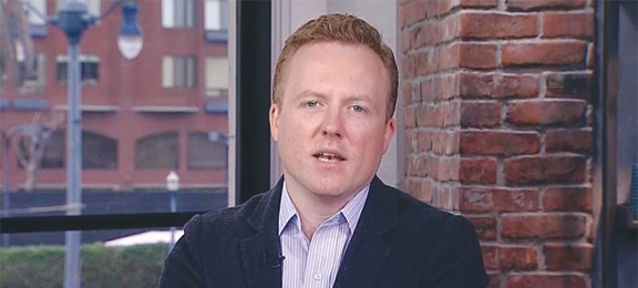 ليام دينينج، كاتب مقالات رأي لدى بلومبرج