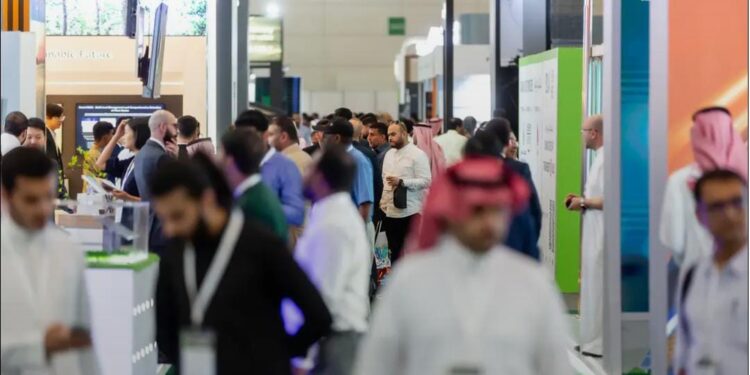 مؤتمر "مستقبل التنقّل والمواصلات – Mobility Live Saudi 2025