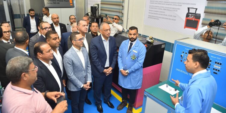 وزير الاستثمار يفتتح المرحلة الثانية من المعامل الصناعية المركزية بميناء العين السخنة