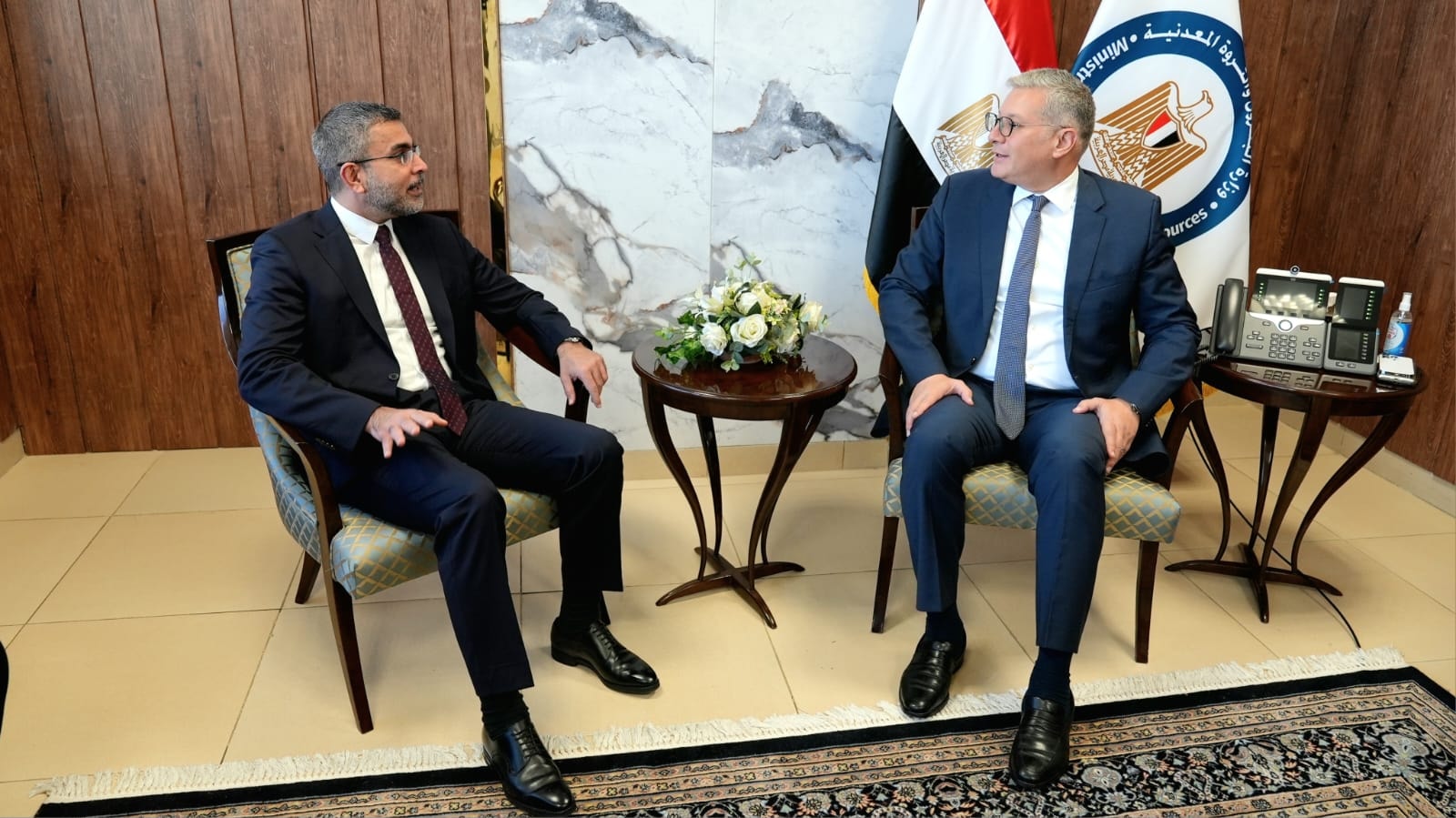 وزير البترول يبحث مع الإمارات التعاون فى استخراج البترول والغاز من مصادر غير تقليدية