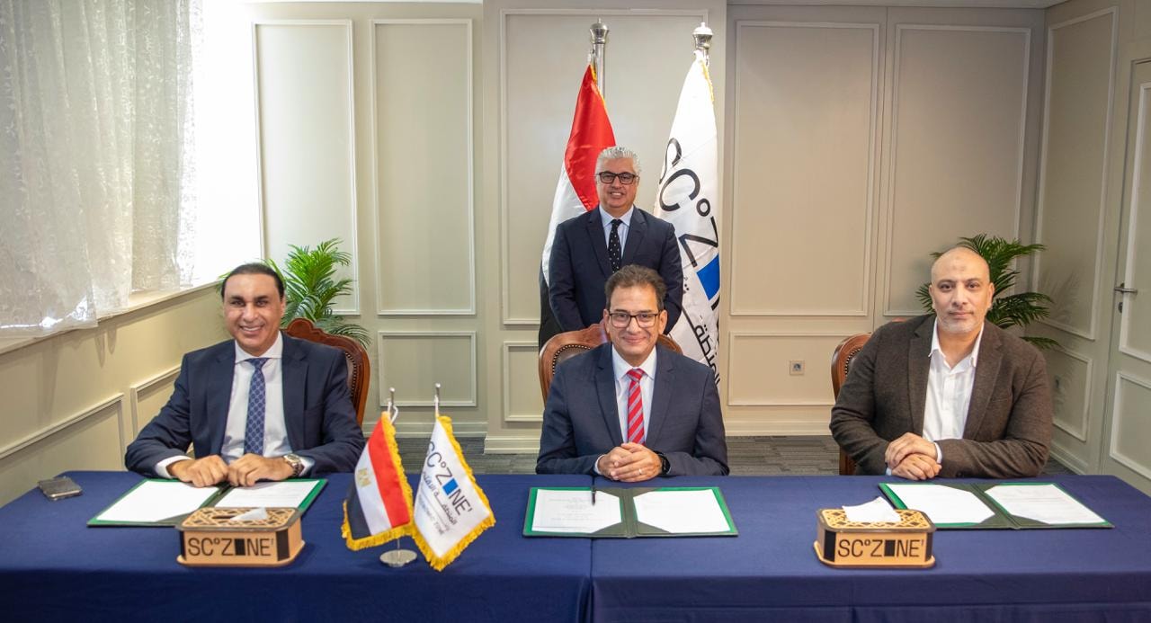 "إنفينيتي فابريك" تستثمر 15 مليون دولار لإنشاء مصنع للمنسوجات بالسخنة