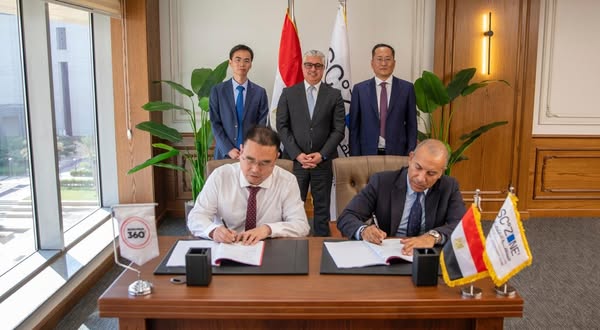 شركات صينية تستثمر 65 مليون دولار لإقامة مشروعات نسيجية في "السخنة"